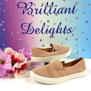 💗SALE! MEIKA SLIP ON SNEAKERS