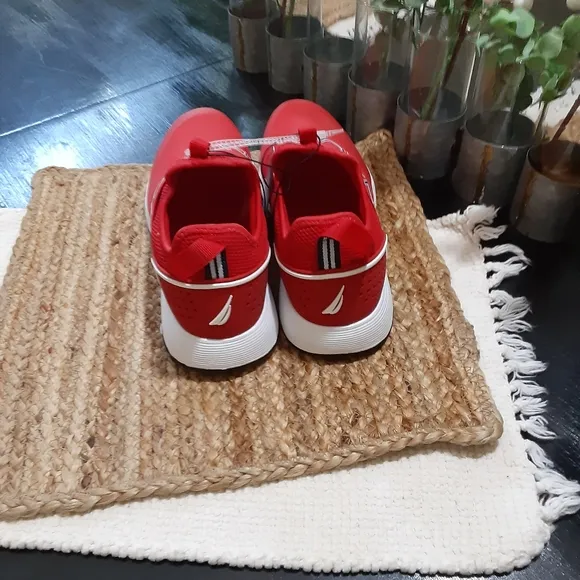 Sale! Men's Nautica sneakers slip on red blue whit