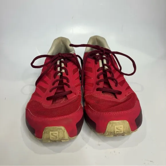 Salomon City Cross red sneakers men’s size 9 hiking casual activewear bright