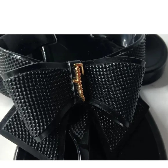 Salvatore Ferragamo Black Bow Jelly Thong Sandals Size 6 Made in Italy
