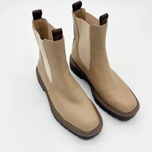Sam Edelman Laguna Chelsea Boots Lug Sole Leather Pull Tabs Beige 7M