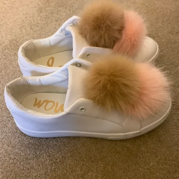 Sam Edelman Pom Pom Slip On Sneakers Size 8