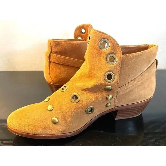 Sam Edelman Pedra Women's Grommet Detail Booties Suede Ankle Boots Brown SZ 7.5
