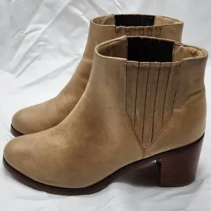 Samantha Pleet Wolverine 1000 Mile Arc Ankle Chelsea Booties Size 8