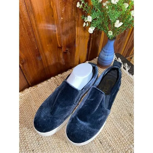 Sam Edelman Circus velvet blue slip on sneakers