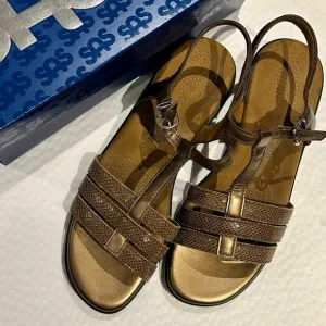 SAS brown copper women’s sandals - used once