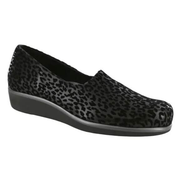 SAS Shoes Bliss Slip On Wedge Shoes Black Leopard Stretch Fabric Lightweight 11.