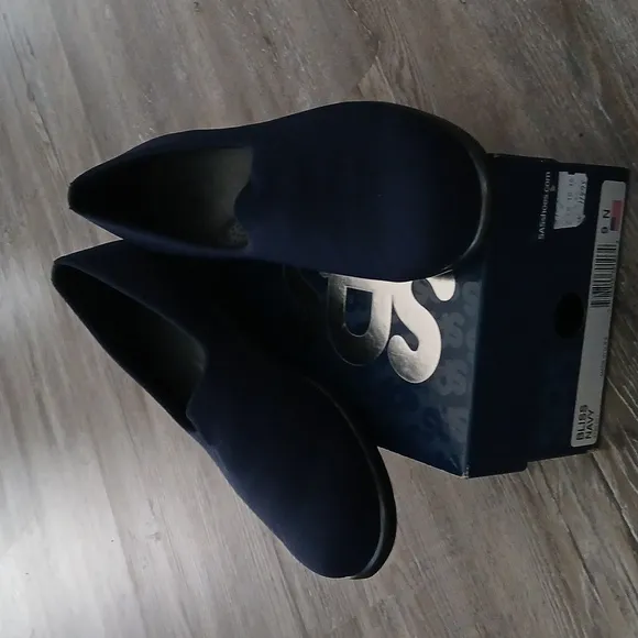 SAS women’s Bliss narrow navy stretchy slip on wedge shoes,  size 9N NIB
