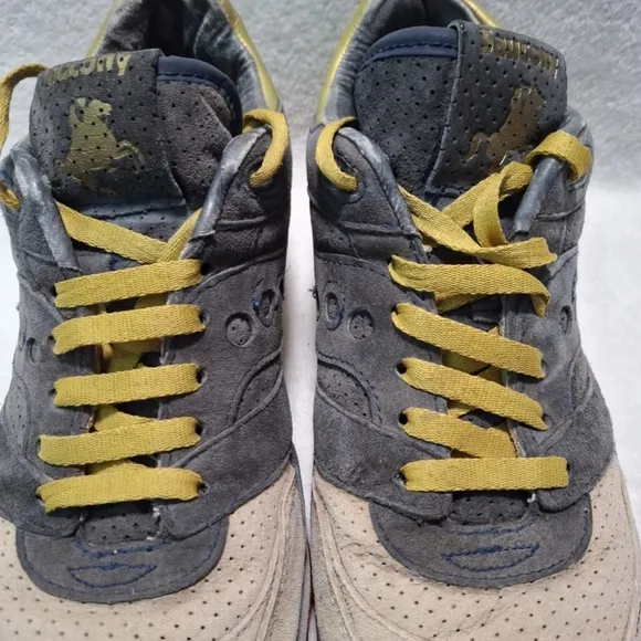 Saucony Courageous x Sneaker Politics &quot;The Jackson&quot; Men’s US Sz 9.5