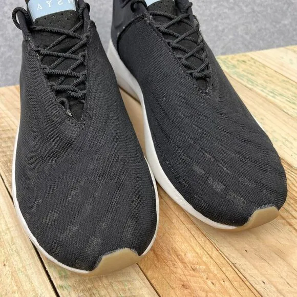 Saysh One Shoes Womens Sz 9.5 Black White Gum Lightweight Allyson Felix Sneakers