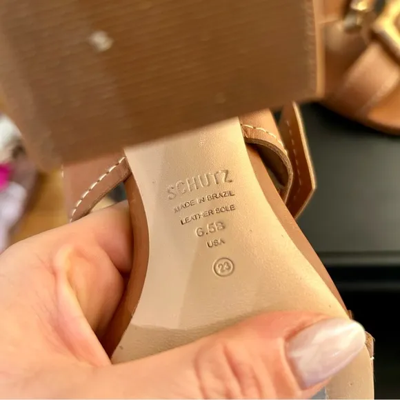 Schutz Enola Brown Leather Sandals Strap Gold Buckle Block Heel