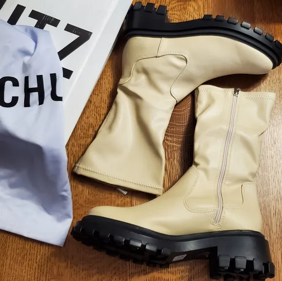 Schutz Kendy Lug Sole Boots - cream