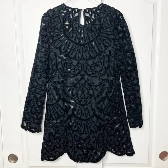 SEA‎ NY Dana Embroidered Illusion Black Velvet Dress Size 6 NWT