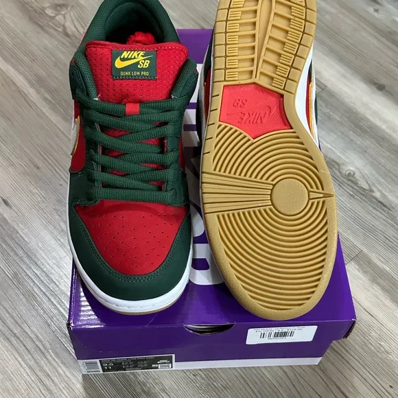 Seattle Super Sonic Nike SB Dunk Low Pro Sneakers - Red and Green