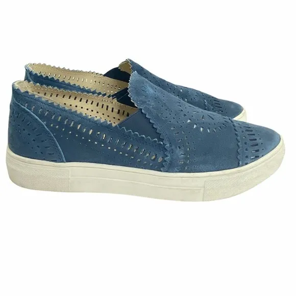 Seychelles Sneakers Blue Size 9.5 So Nice Suede Slip On Cut Out Laser Cut Flat