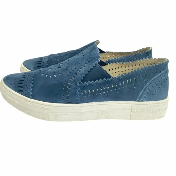 Seychelles Sneakers Blue Size 9.5 So Nice Suede Slip On Cut Out Laser Cut Flat