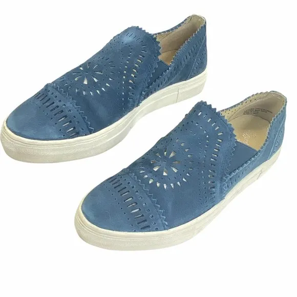 Seychelles Sneakers Blue Size 9.5 So Nice Suede Slip On Cut Out Laser Cut Flat