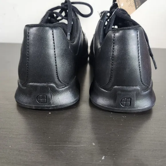 Shoes For Crews Black Lace Up Work Safety Athletic Sneakers Shoes Men S 11 NWOB