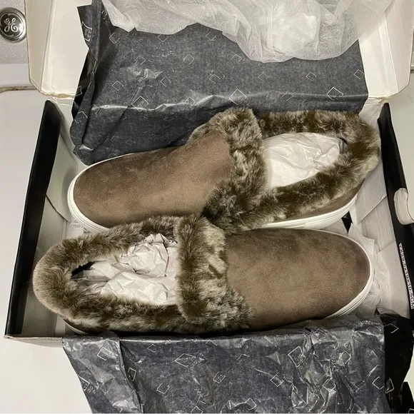 Shu Shop Sneakers NEW