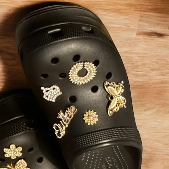 Siren Black Croc Clog