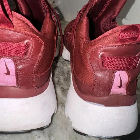 Size 10.5 -‎ Nike Pocketknife DM Team Red