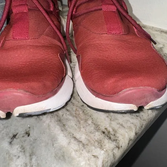 Size 10.5 -‎ Nike Pocketknife DM Team Red