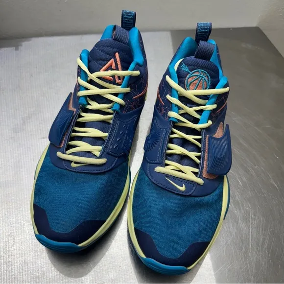 Size 11 - Nike Zoom Freak 3 NRG Valentines Day