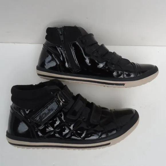 SIZE 3 M. CLARKS kids patent leather shoes.