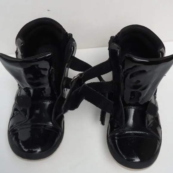 SIZE 3 M. CLARKS kids patent leather shoes.