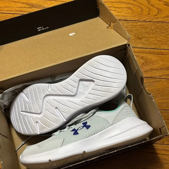 Size 6 Girls Under Armour Gray and Purple Sneakers