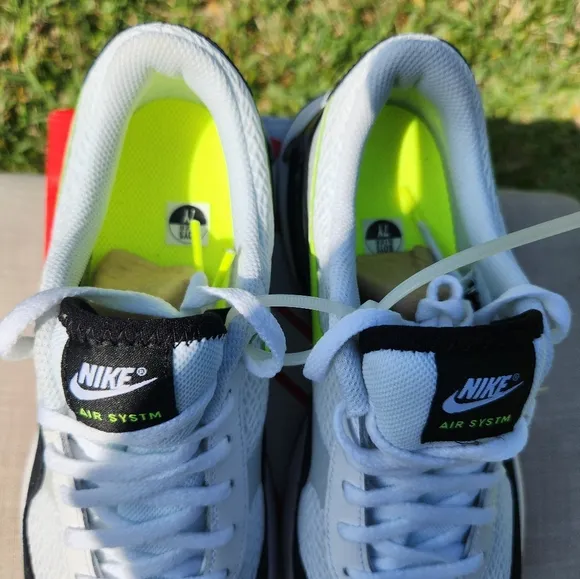 Size 7y - Nike Air Max SYSTM White Volt