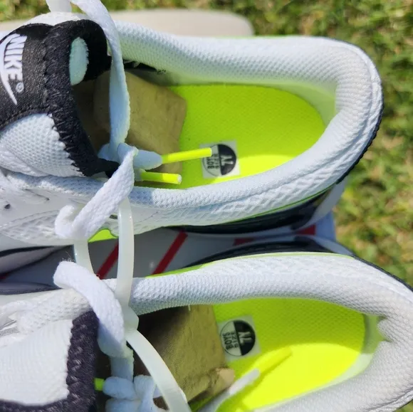 Size 7y - Nike Air Max SYSTM White Volt