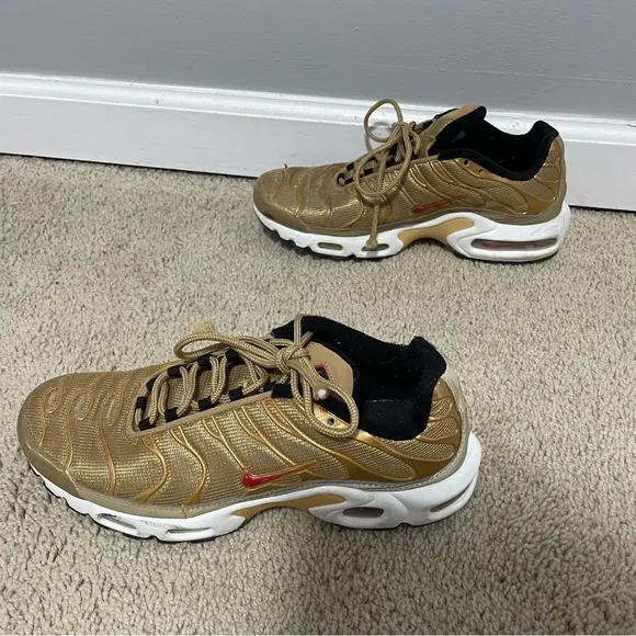 Size 8 - Nike Air Max Plus QS Metallic Gold
