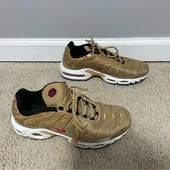 Size 8 - Nike Air Max Plus QS Metallic Gold