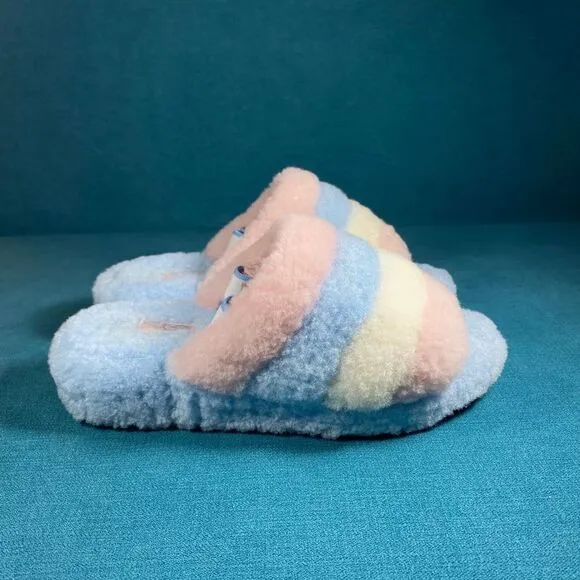 Size 6 - Women’s UGG Slippers multicolor