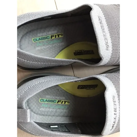 Skechers Lattimore Carlow Men Slip-On Shoes loafers 12 Eu 46 gray sportswear