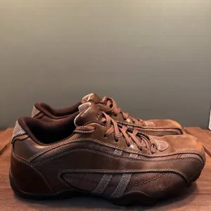 Skechers Mens Brown Leather Sneakers Driving Shoes SN 60716 Size 9.5