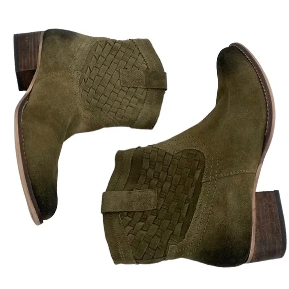 Skechers Olive Green Distressed Suede Leather Slip-on Western Boots Booties