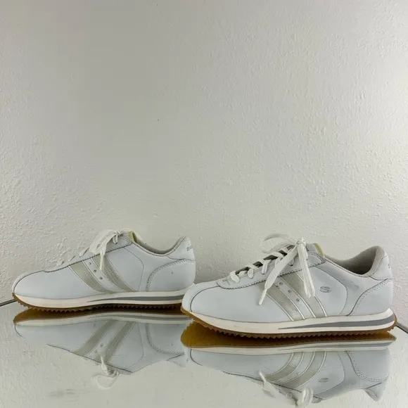 SKECHERS Vintage Y2K 2000s White Leather Rhinestone Stripe Casual Track Sneakers