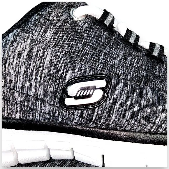 Sketchers-Women's SIZE 6- Memory Foam Elite Sneakers-Flex Elite-Black White