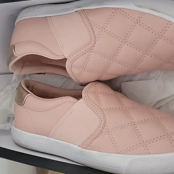 Slip on Sneakers