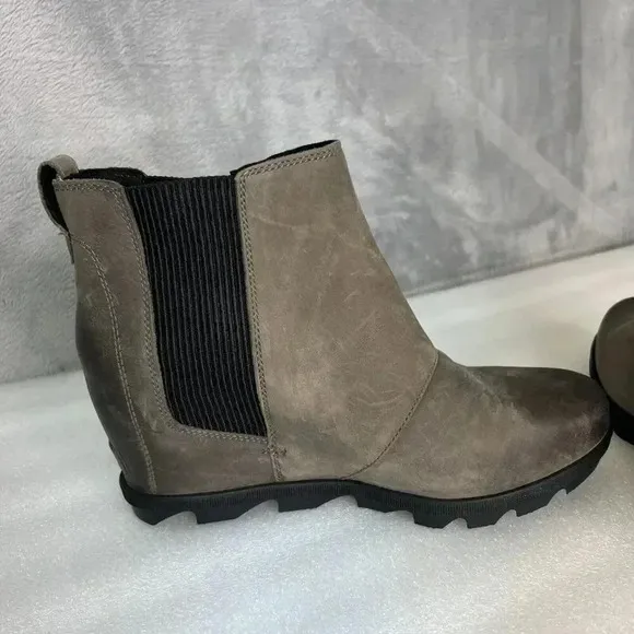 Sorel Boots Womens 11 Joan Of Arctic Chelsea Slip On Wedge Booties Brown Leather