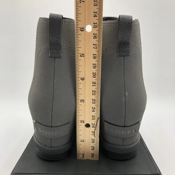 Sorel Chelsea Boots Girls Size 5 Gray Wedge Heel Ankle Booties