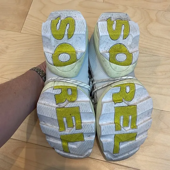 Sorel Kinetic Impact Sneakers Size 9
