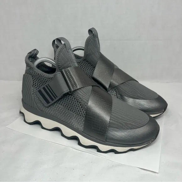 Sorel Kinetic Sneak OG Sneakers Sport Comfort Slip On Gray Women 9