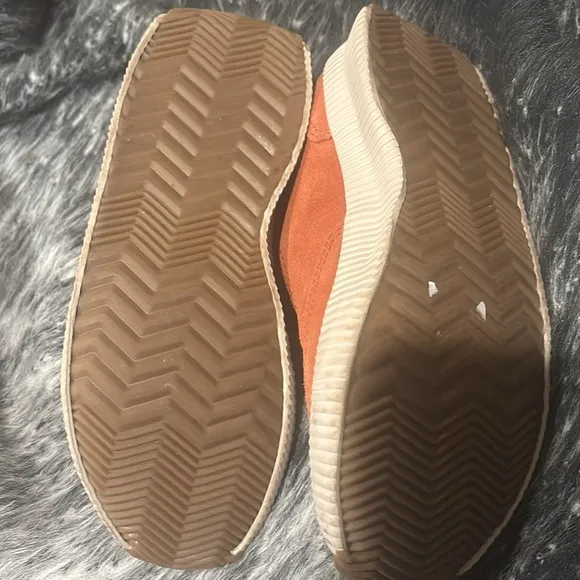 Sorel Size 5 Brown/Orange Out N About Plus Slip On Suede Sneakers