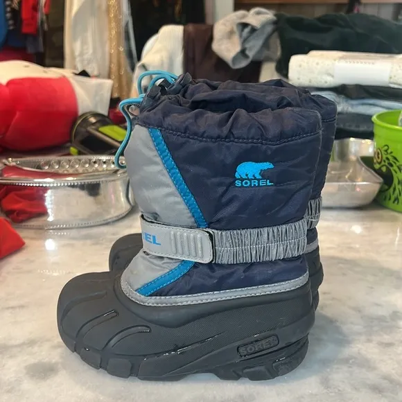 Sorel Snow Boots Youth size 11