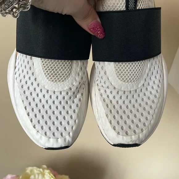 Sorel White and Black Slip-On Colorblock Leather-Trim Sneakers