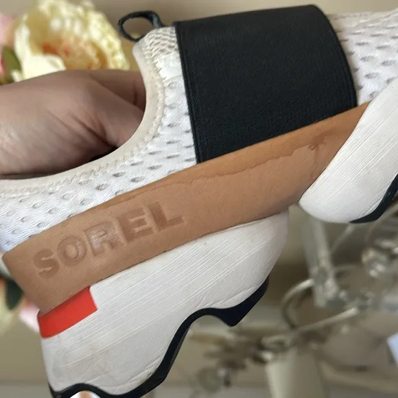 Sorel White and Black Slip-On Colorblock Leather-Trim Sneakers