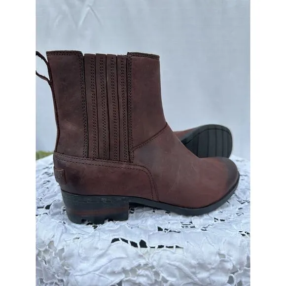 Sorel Womens 8 Burgundy Red Waterproof Heeled Ankle Boots Slip On*** RUNS Small*
